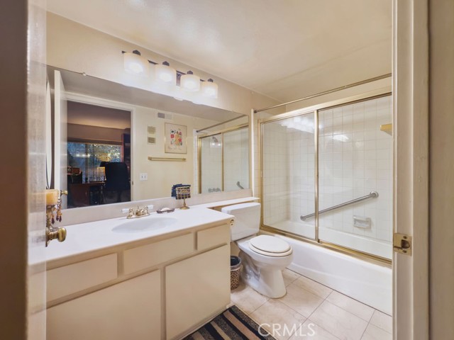 MLS #OC25242235 image #14