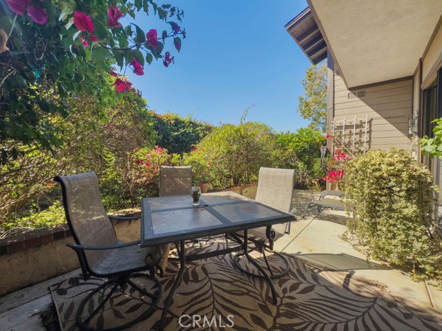 MLS #OC25242235 image #15