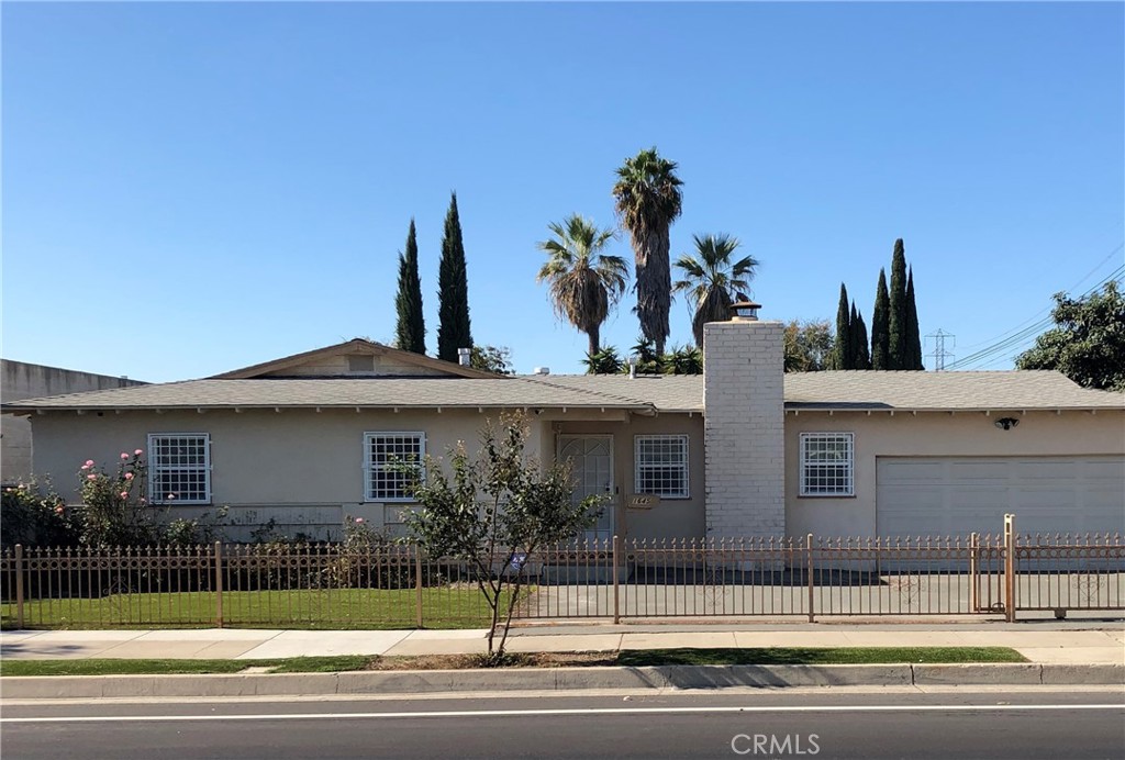 MLS #OC25242281 image #0