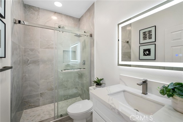 MLS #OC25242292 image #15