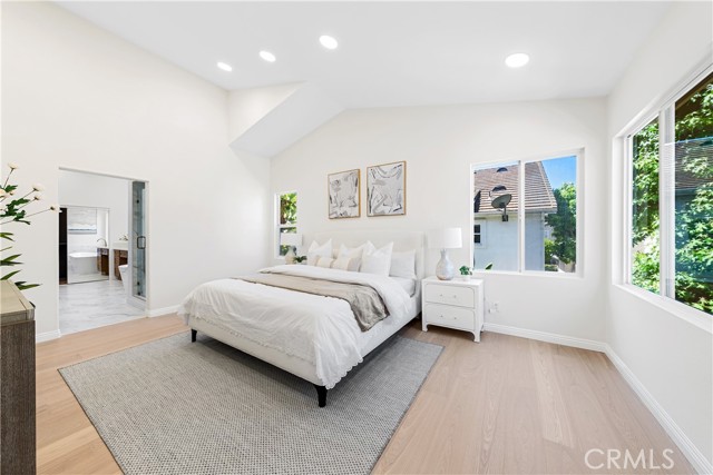 MLS #OC25242292 image #18