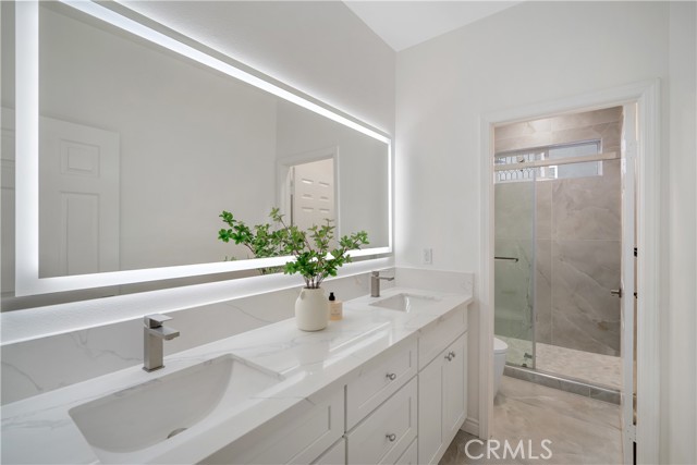 MLS #OC25242292 image #25