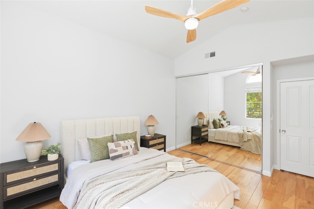 MLS #OC25242305 image #11