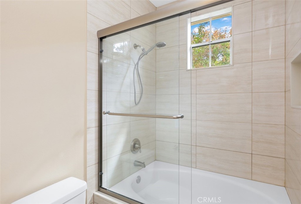 MLS #OC25242305 image #14