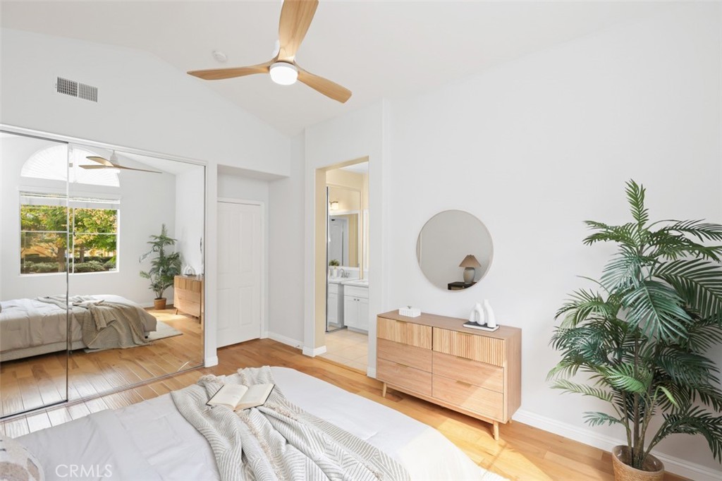 MLS #OC25242305 image #7