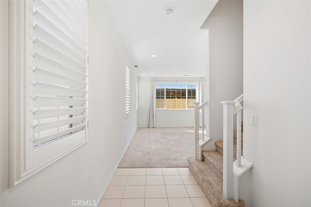 MLS #OC25242341 image #2