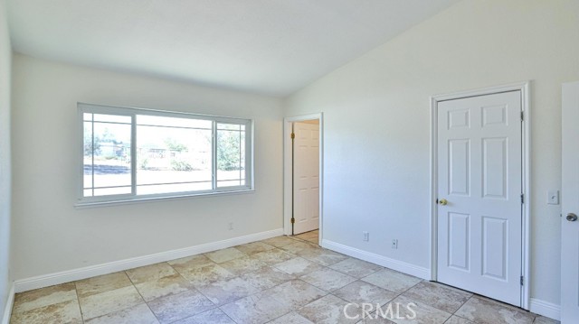MLS #OC25242486 image #21