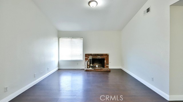 MLS #OC25242486 image #5