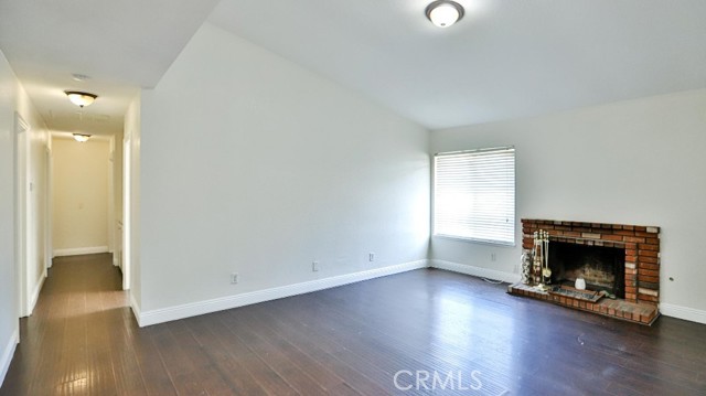 MLS #OC25242486 image #6