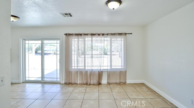 MLS #OC25242486 image #9