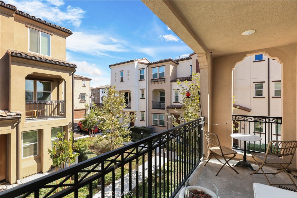 MLS #OC25242487 image #16