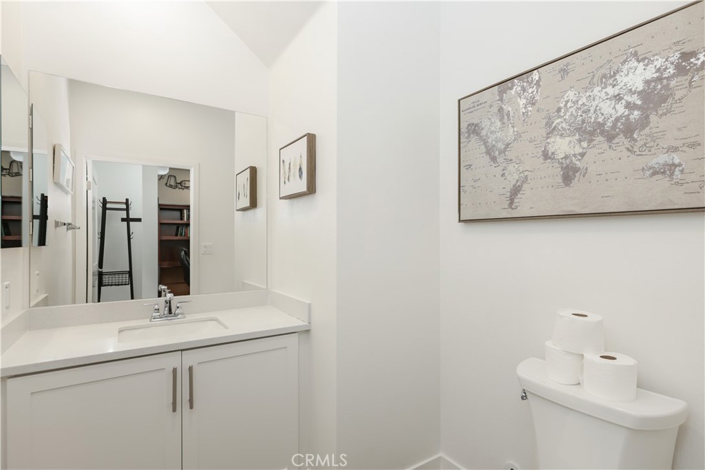 MLS #OC25242487 image #20