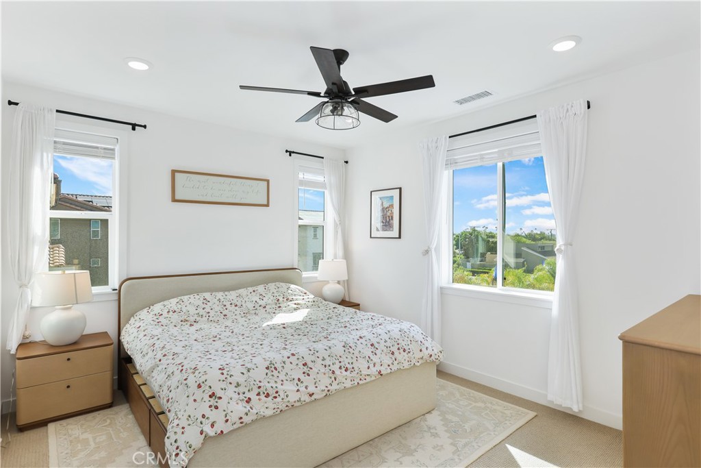 MLS #OC25242487 image #29