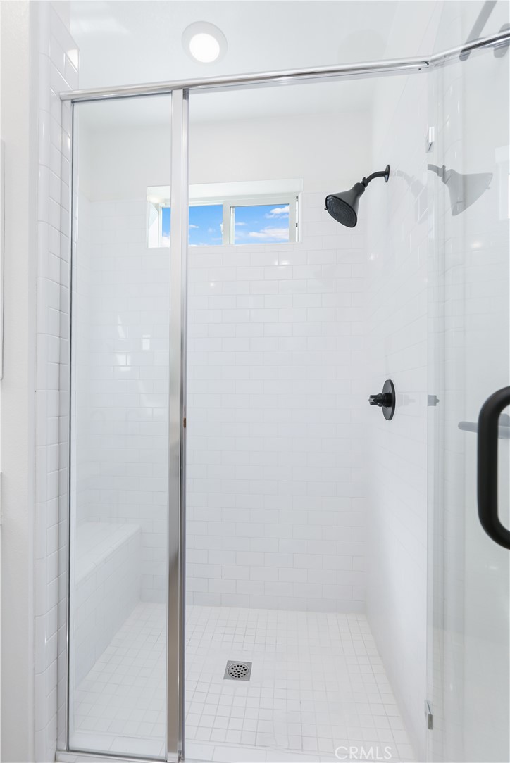 MLS #OC25242487 image #34