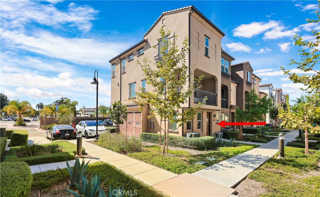 MLS #OC25242487 image #41