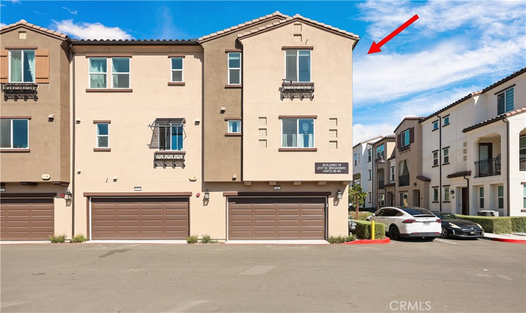 MLS #OC25242487 image #43