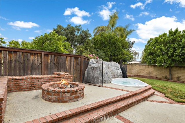 MLS #OC25242506 image #16