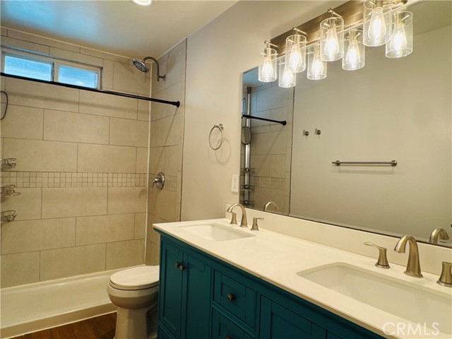 MLS #OC25242542 image #8