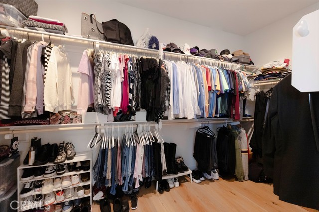 MLS #OC25242663 image #24