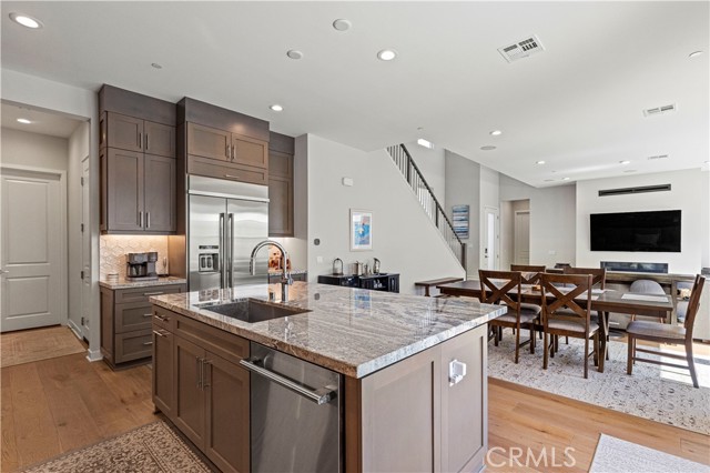 MLS #OC25242663 image #5