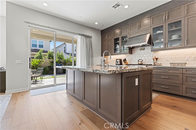 MLS #OC25242663 image #8