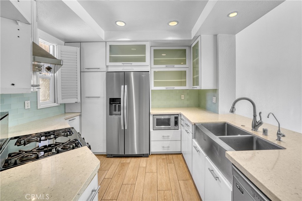 MLS #OC25242706 image #10