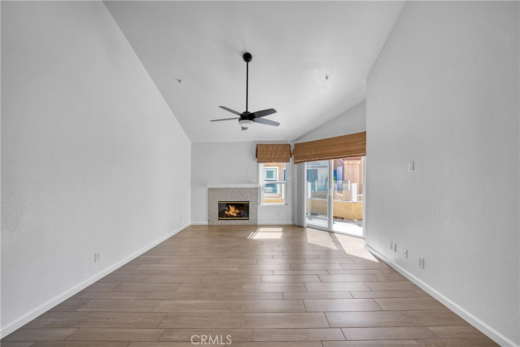 MLS #OC25242706 image #14