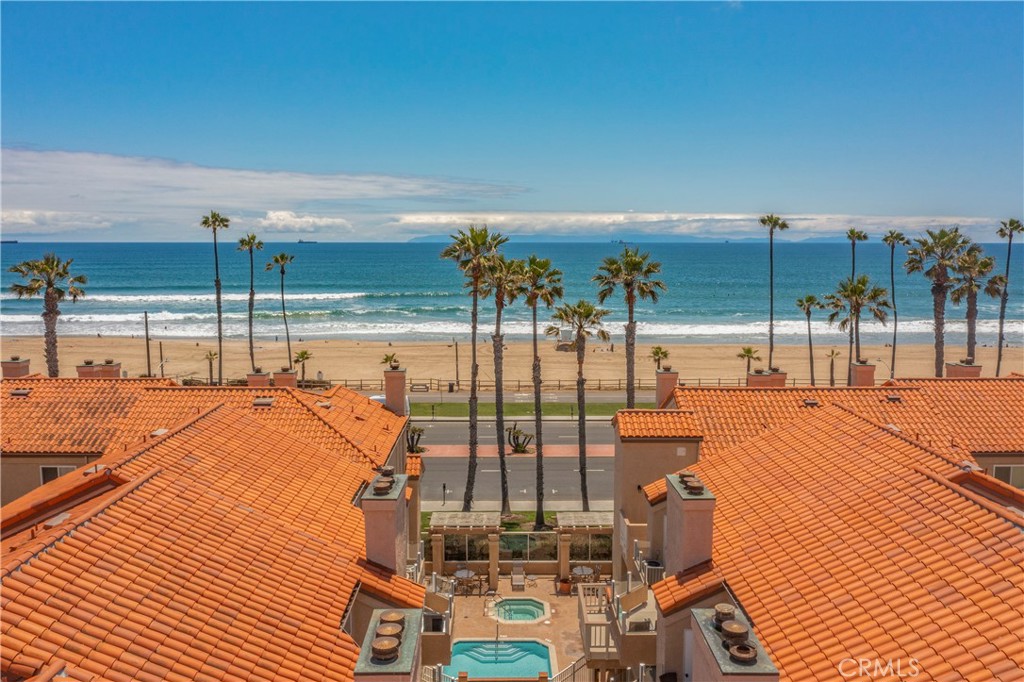 MLS #OC25242706 image #4