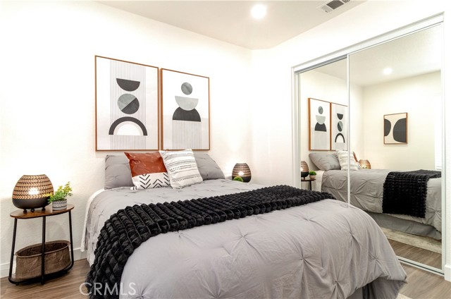 MLS #OC25242716 image #13