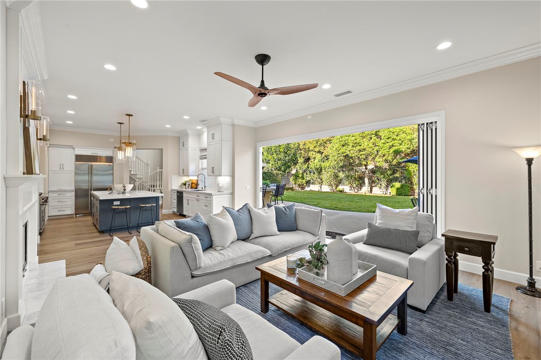 MLS #OC25242718 image #15