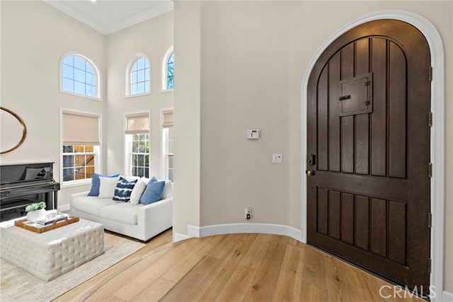 MLS #OC25242718 image #3