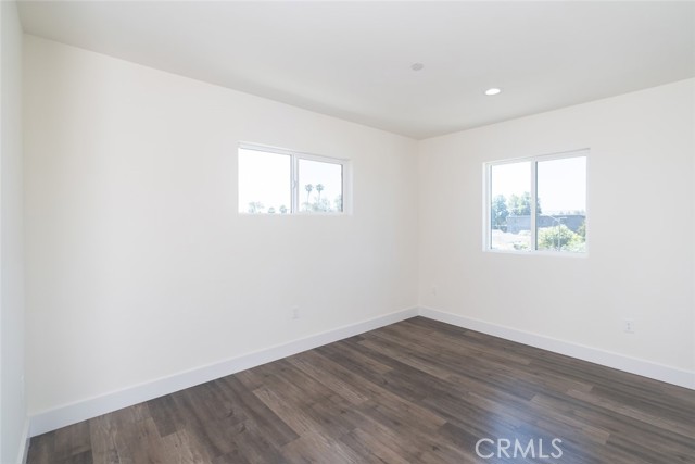 MLS #OC25242733 image #15