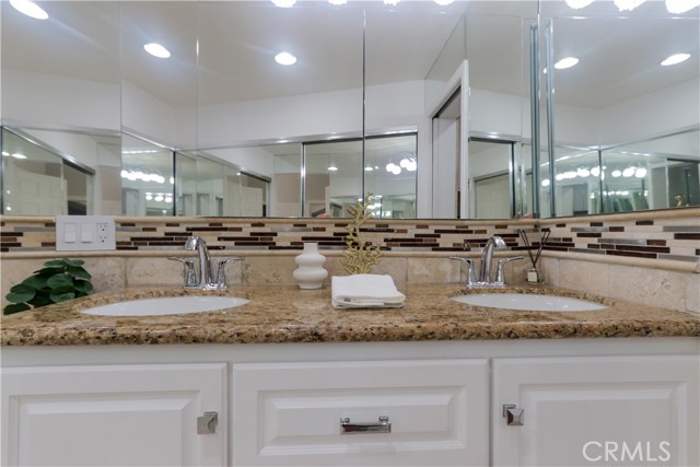 MLS #OC25242753 image #34