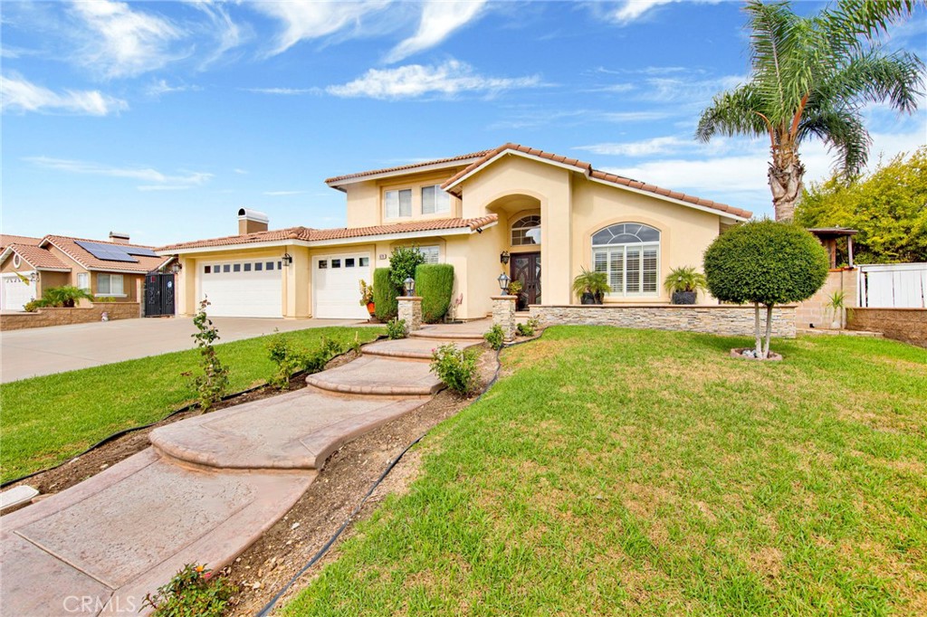 MLS #OC25242779 image #1