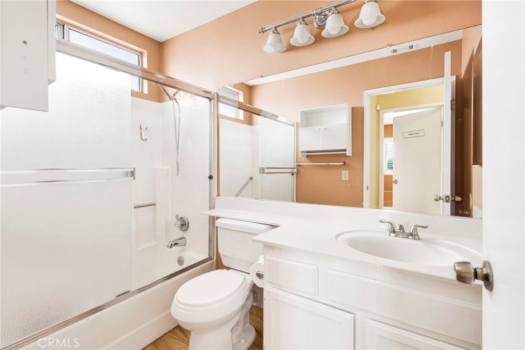 MLS #OC25242779 image #13