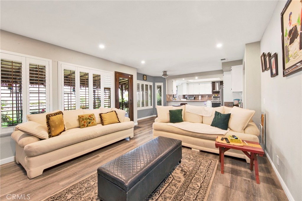 MLS #OC25242779 image #5