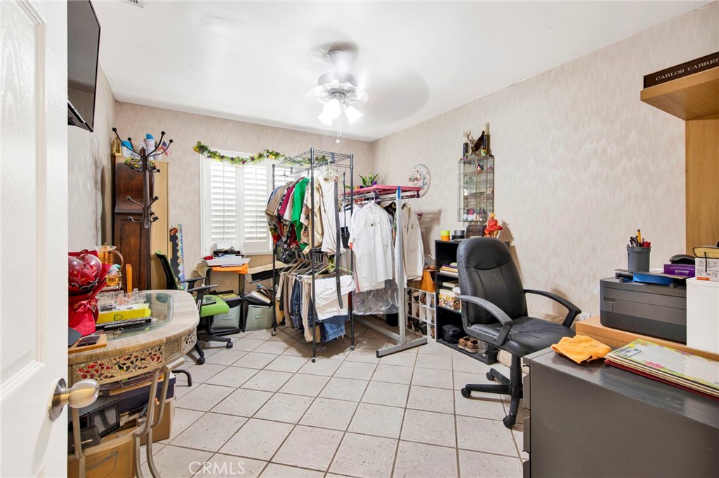 MLS #OC25242779 image #8