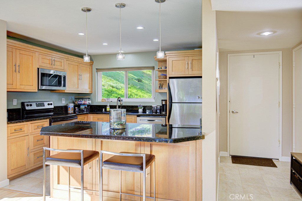 MLS #OC25242808 image #11