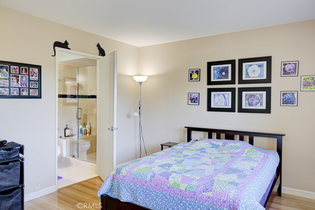 MLS #OC25242808 image #18