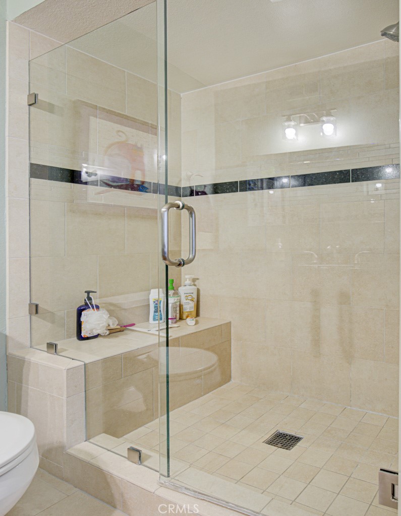 MLS #OC25242808 image #20