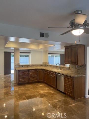 MLS #OC25242818 image #2