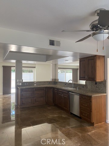 MLS #OC25242818 image #5