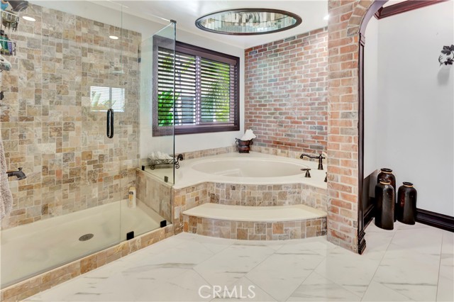 MLS #OC25242848 img 17