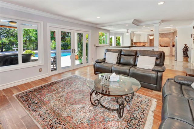 MLS #OC25242848 img 7