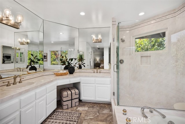 MLS #OC25242864 image #37