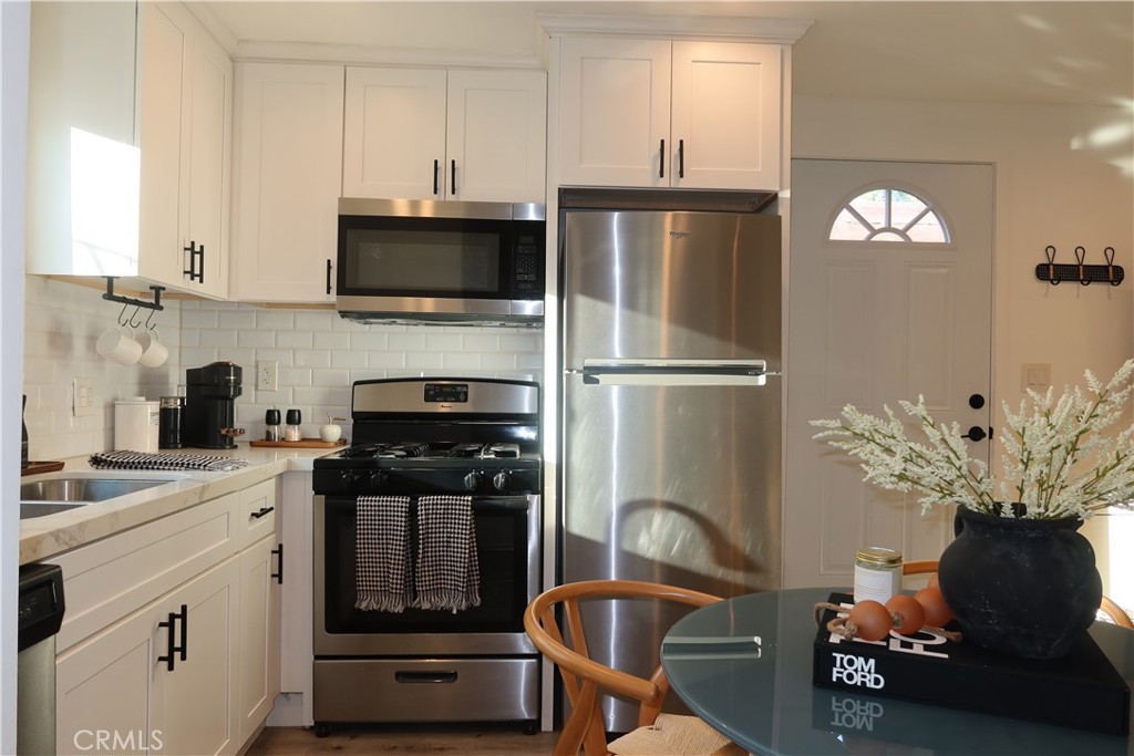 MLS #OC25242922 image #11