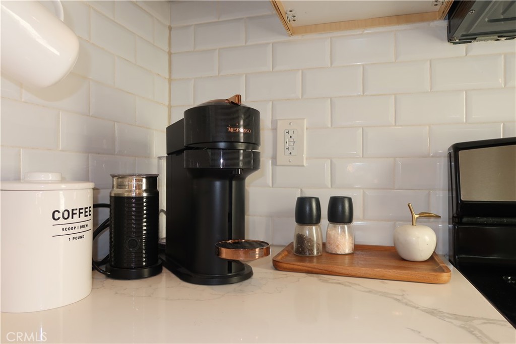 MLS #OC25242922 image #13