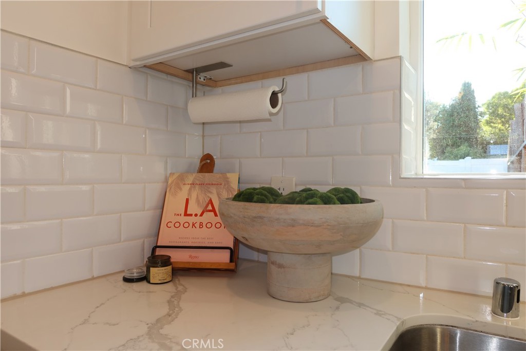 MLS #OC25242922 image #14