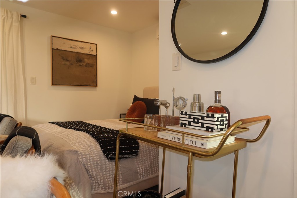 MLS #OC25242922 image #16