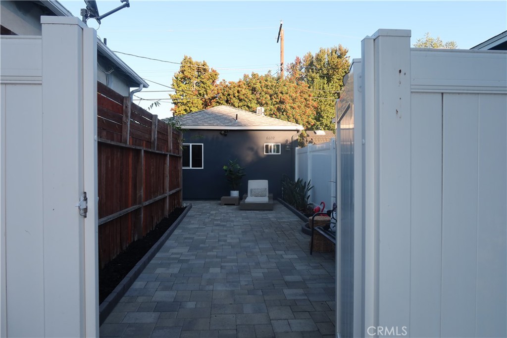 MLS #OC25242922 image #25